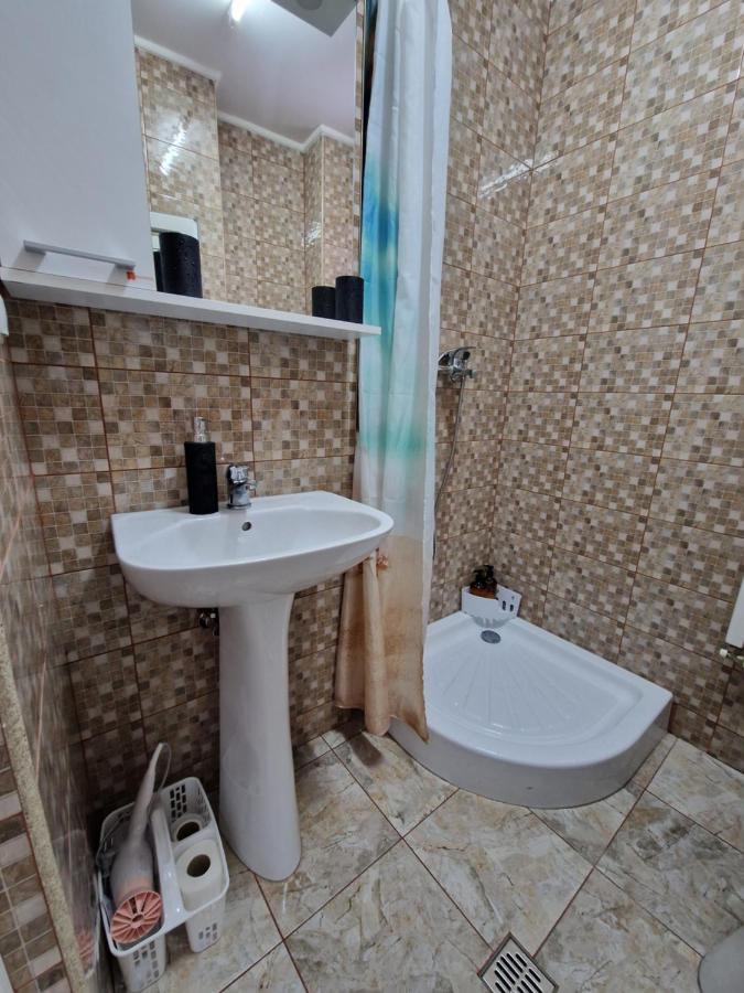 Apartamentul Florilor De Fan Azuga Εξωτερικό φωτογραφία